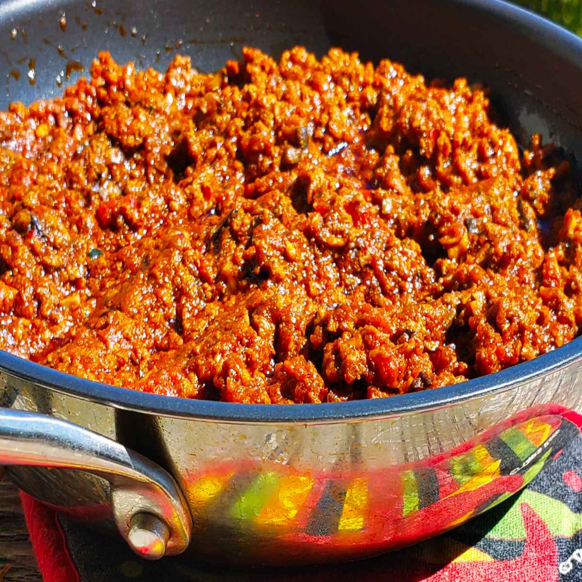 How to make Bolognese sauce.