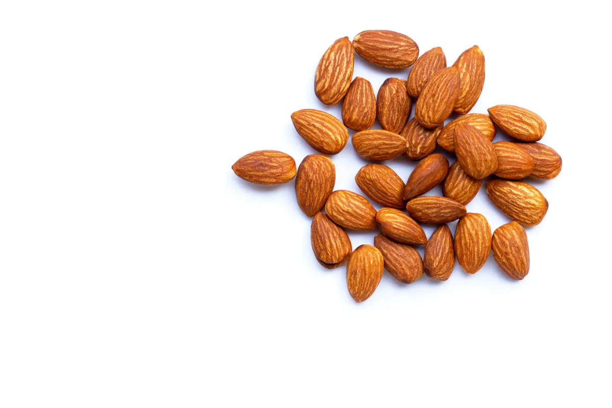 What Does Almond Milk Taste Like? - Butter N Thyme