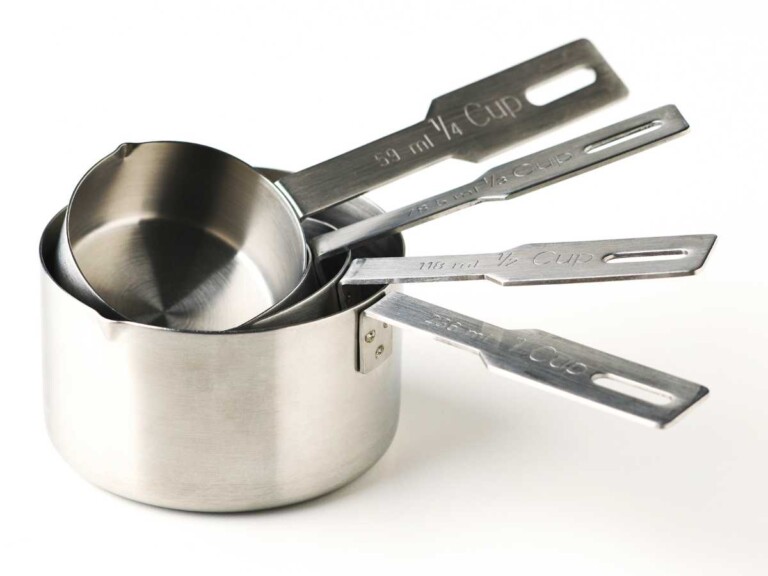 How Many Strawberries In A Pound, Cup, Quart 🍓 Butter N Thyme